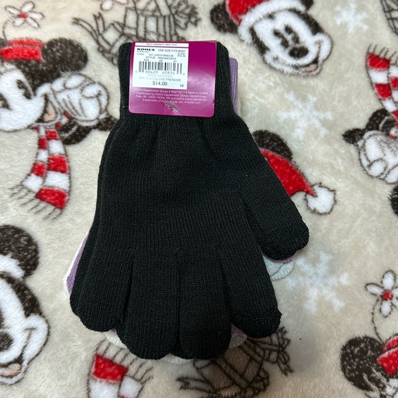 ❌❌❌ SOLD LPH❌❌❌Cold Weather 3pk Tech Gloves NWT - Picture 3 of 3